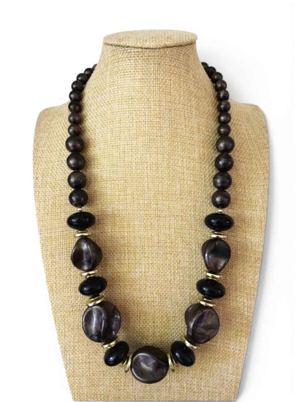 Vintage Marbled Resin Statement Necklace – Chunky Beads & Gold‑Tone Accents - Picture 6 of 12